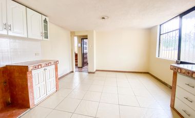 Casa o terreno en  venta. Jipijapa. Junto a Río Centro Shopping.