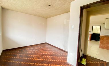 Casa o terreno en  venta. Jipijapa. Junto a Río Centro Shopping.