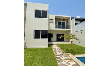 SE RENTA HERMOSA CASA NUEVA DENTRO DE RESIDENCIAL BURGOS