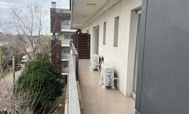 Departamento 2 ambientes grande con 2 cocheras en Tigre