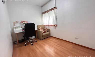 Venta departamento 3 ambientes con balcón en Avellaneda