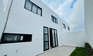 Casa en Venta en Veracruz Fracc. Lomas del Dorado Boca del Río, Ver.