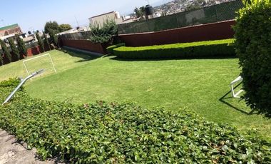 Casa en condominio con jardín común de 1000 m2