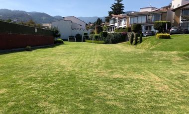 Casa en condominio con jardín común de 1000 m2