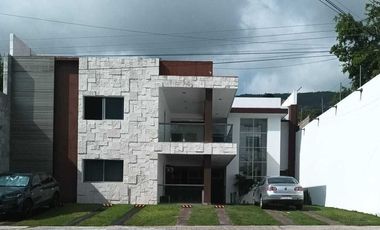 DEPARTAMENTO EN RENTA EN COLINAS DEL SUR
