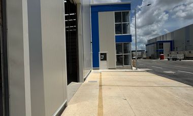 Bodega Industrial en Renta en Caucel, Mérida Yucatán.