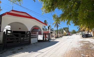 Casa en Segunda Fila de la Playa en Chelem