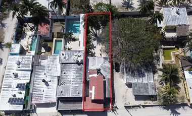 Casa en Segunda Fila de la Playa en Chelem