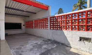 Casa en Segunda Fila de la Playa en Chelem