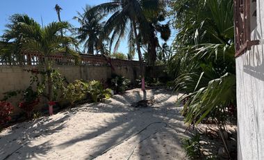Casa en Segunda Fila de la Playa en Chelem