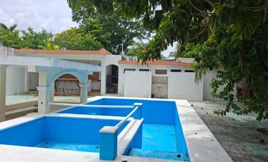 Casa en venta en Leandro Valle terreno de 690 M2 Mérida