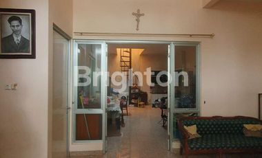 335. Disewa Rumah 2 Lantai Siap Huni di Cluster Ifolia Harapan Indah