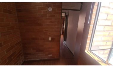 CASA CONJ. FONTIBON PLAZA - BARRIO EL RUBI