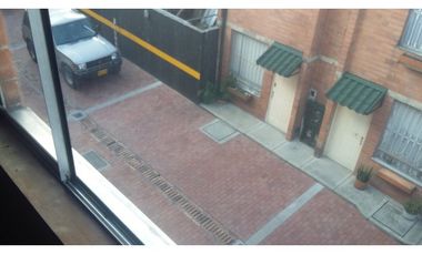 CASA CONJ. FONTIBON PLAZA - BARRIO EL RUBI