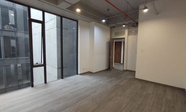 Oportunidad de oficina en Chia frente a cc Fontanar