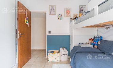 Exc. Semipiso. 4 Amb. Refaccionado a Nuevo con Cochera y Vista al Rio