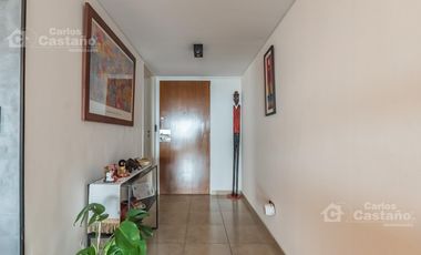 Exc. Semipiso. 4 Amb. Refaccionado a Nuevo con Cochera y Vista al Rio
