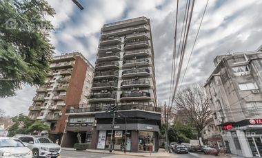Exc. Semipiso. 4 Amb. Refaccionado a Nuevo con Cochera y Vista al Rio