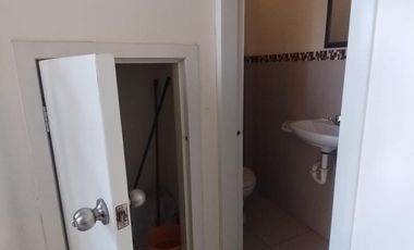 ¡Casa en Venta en Complejo Residencial Metrópolis – Manta!
