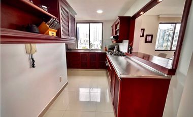 Amplio apartamento con vista al mar