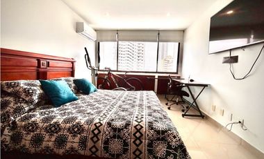 Amplio apartamento con vista al mar