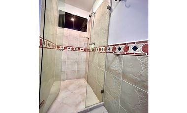 Amplio apartamento con vista al mar