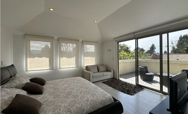 ARRIENDO ESPECTACULAR CASA EN CONJUNTO, COTA