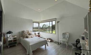 ARRIENDO ESPECTACULAR CASA EN CONJUNTO, COTA