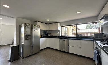 ARRIENDO ESPECTACULAR CASA EN CONJUNTO, COTA