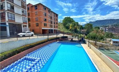 Maat vende Casa en conjunto,Villeta 186m2 $480Millones