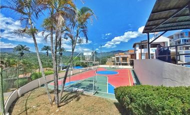 Maat vende Casa en conjunto,Villeta 186m2 $480Millones