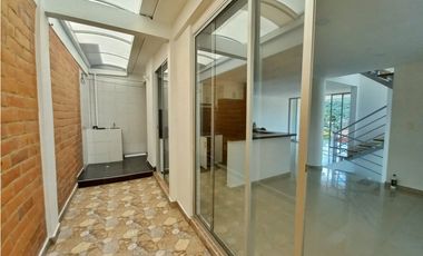Maat vende Casa en conjunto,Villeta 186m2 $480Millones