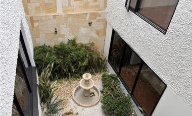ARRIENDO OFICINA CASA 453M2 SANTA BARBARA CENTRAL