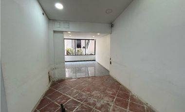 ARRIENDO OFICINA CASA 453M2 SANTA BARBARA CENTRAL