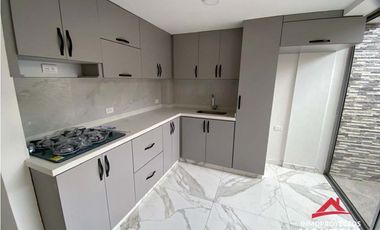 Casa remodelada en Corales, Pereira