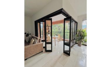 APARTAMENTO AMPLIO CON VISTA A ZONA VERDE