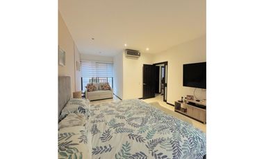 APARTAMENTO AMPLIO CON VISTA A ZONA VERDE