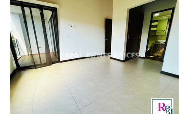 ¡Se vende casa esquinera en unidad cerrada!