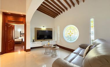 Casa En Venta Sector Loma Del Escobero Envigado