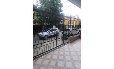 Casa a pocos pasos de las universidades U.C.C, NARIÑO, SERGIO ARBOLEDA
