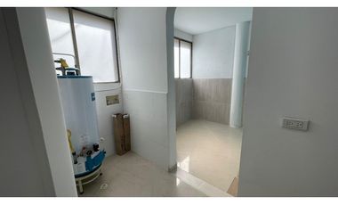 Venta de casa en el Poblado sector Loma de los Gonzalez