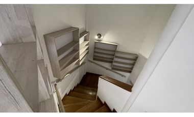 Venta de casa en el Poblado sector Loma de los Gonzalez