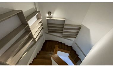 Venta de casa en el Poblado sector Loma de los Gonzalez