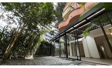 Venta de casa en el Poblado sector Loma de los Gonzalez