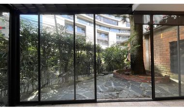 Venta de casa en el Poblado sector Loma de los Gonzalez