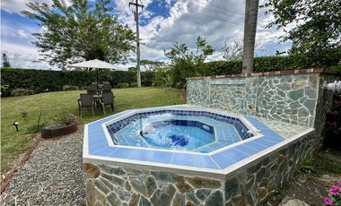 Casa campestre en arriendo sector Vía Tebaida Murillo