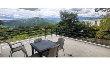 Hermosa casa campestre en Condominio en La Mesa Cund 1500 M2 de terren