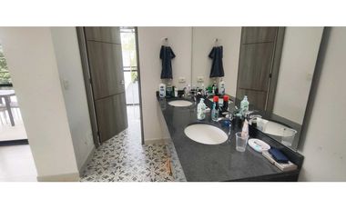 Hermosa casa campestre en Condominio en La Mesa Cund 1500 M2 de terren