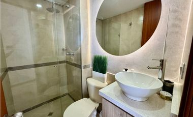 Apartamento en venta en piso alto en el poblado