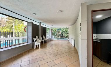 Apartamento en venta en piso alto en el poblado